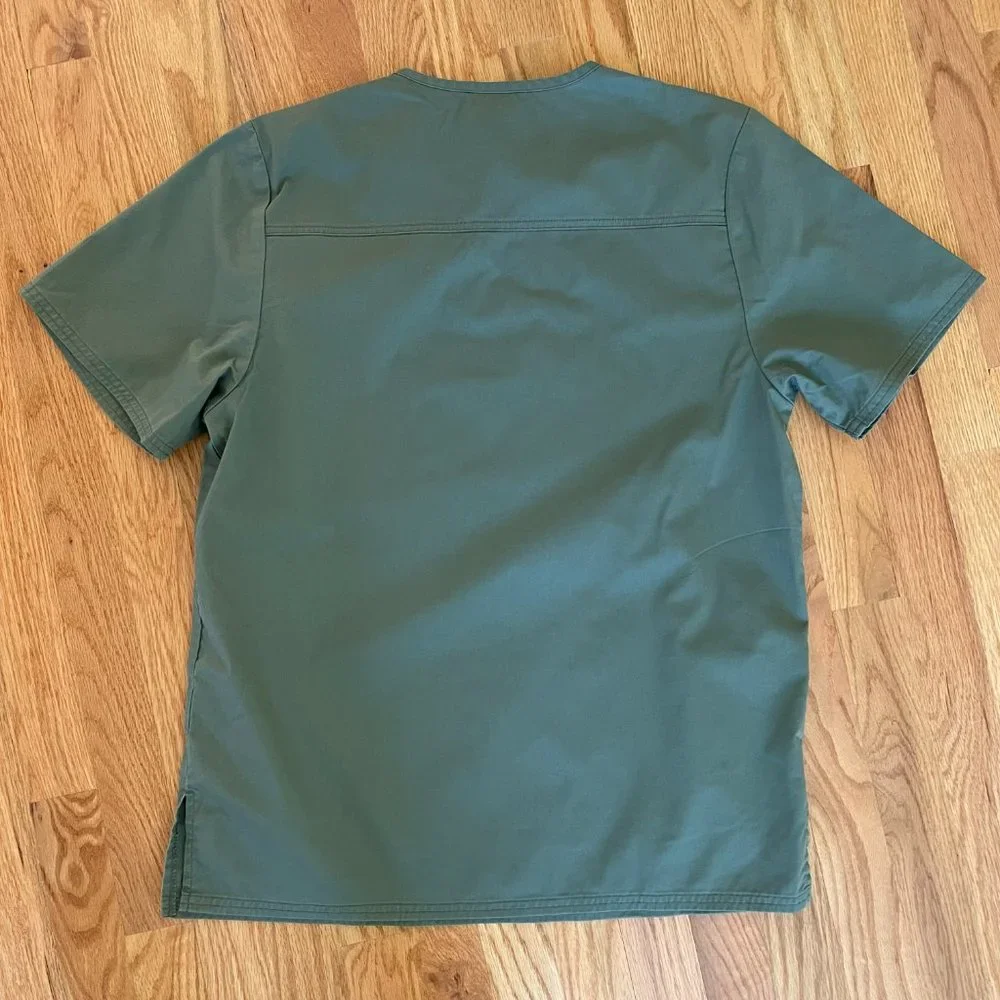 Core Stretch by Cherokee Workwear Men’s V-Neck Solid Scrub Top Sz XS Olive 4743 - Picture 2 of 7